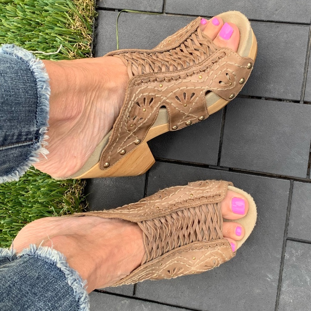 Earthies wood clog like woven leather sandals